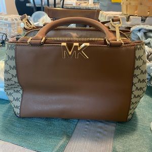 Michael Kors purse